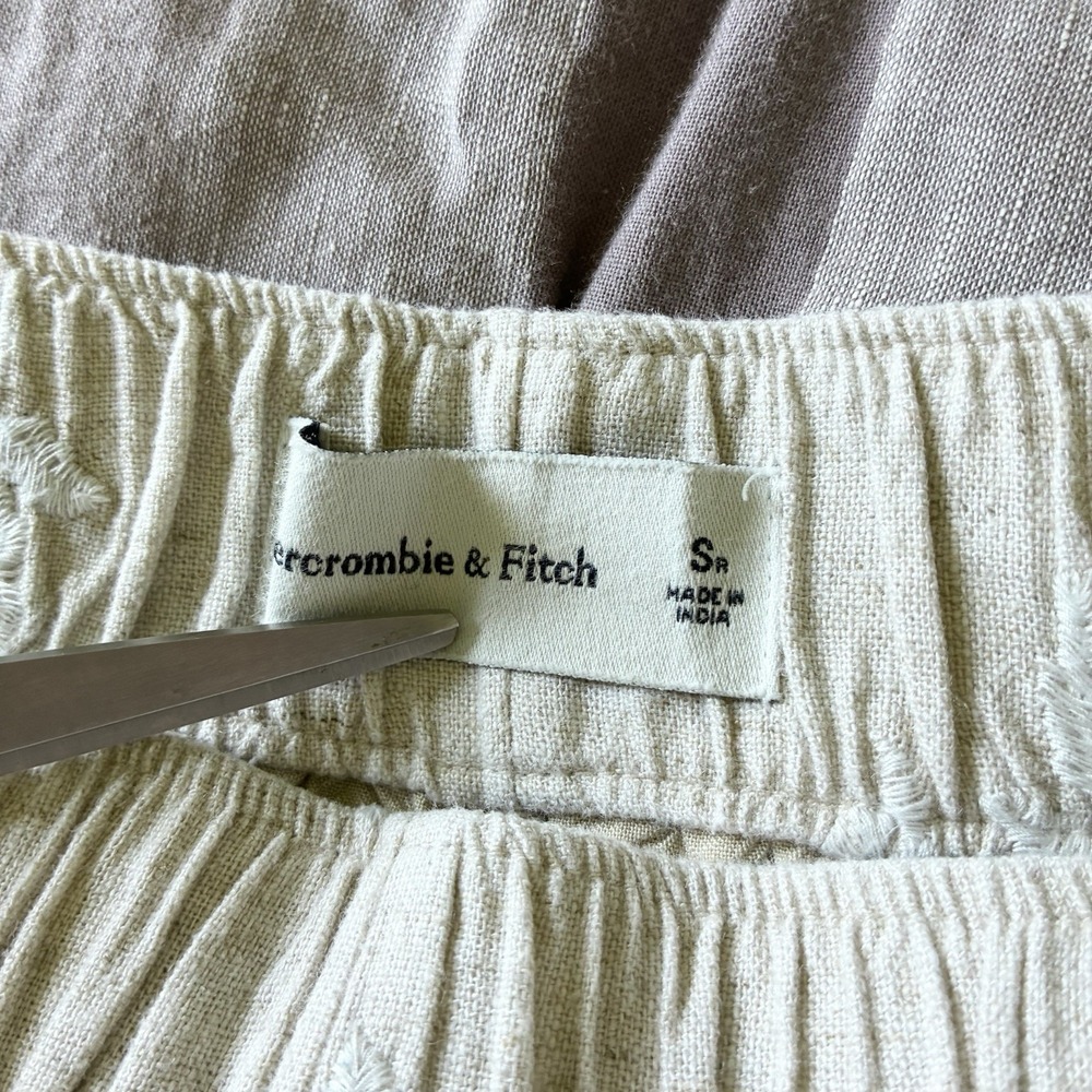 Abercrombie & Fitch Linen Pull On Lined Floral Embroidered Shorts Womens Small - Picture 6 of 7